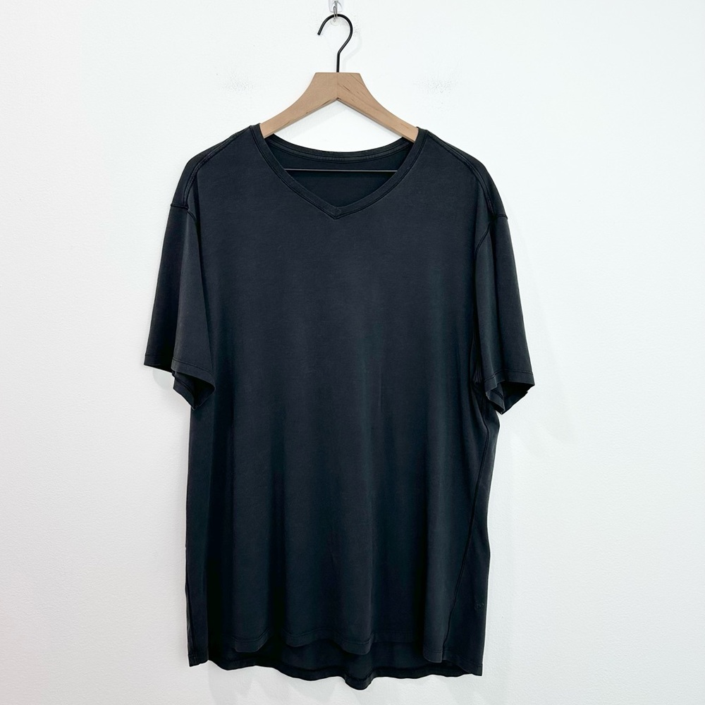 lululemon athletica Black Short Sleeve V-Neck Men’s Tee